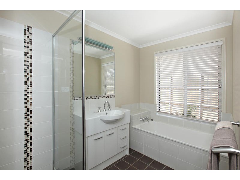 40 Everwood Street, Bellbowrie QLD 4070